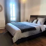 P&R 2, 2 Bedroom, Close To Center, Plainpalais