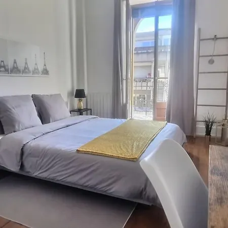 Appartement P&r 2, 2 Bedroom, Close To Center, Plainpalais Genève