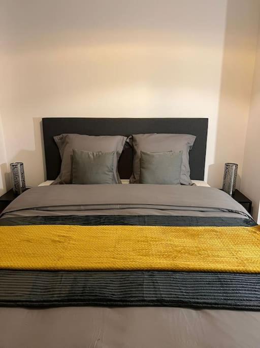 Appartement P&r 2, 2 Bedroom, Close To Center, Plainpalais *