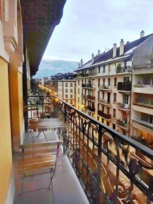 P&r 2, 2 Bedroom, Close To Center, Plainpalais
